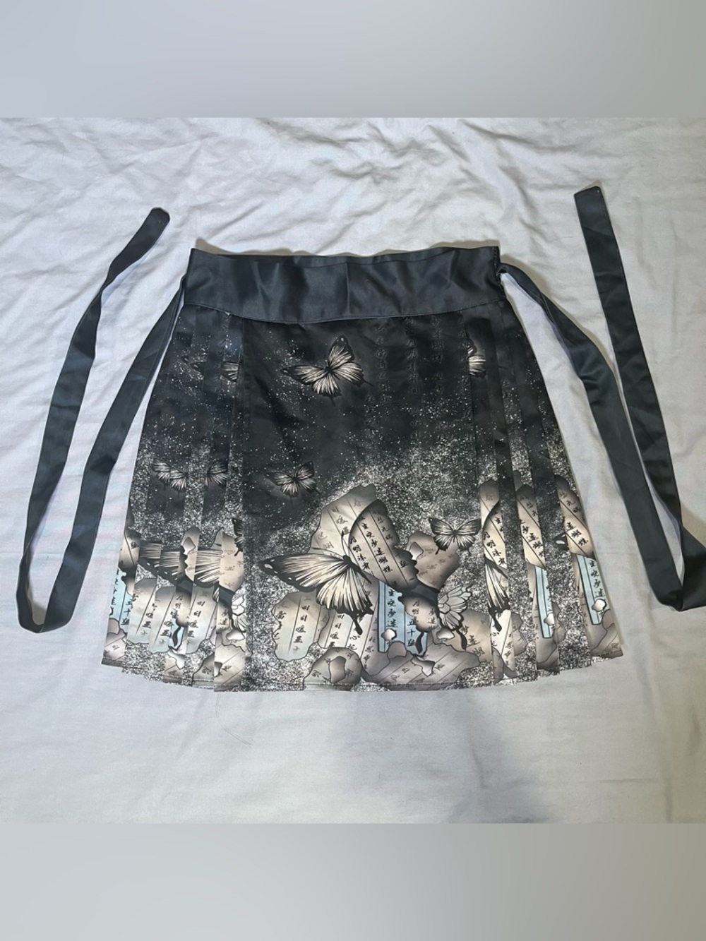 Short printed butterfly calligraphy mamianqun horse face skirt